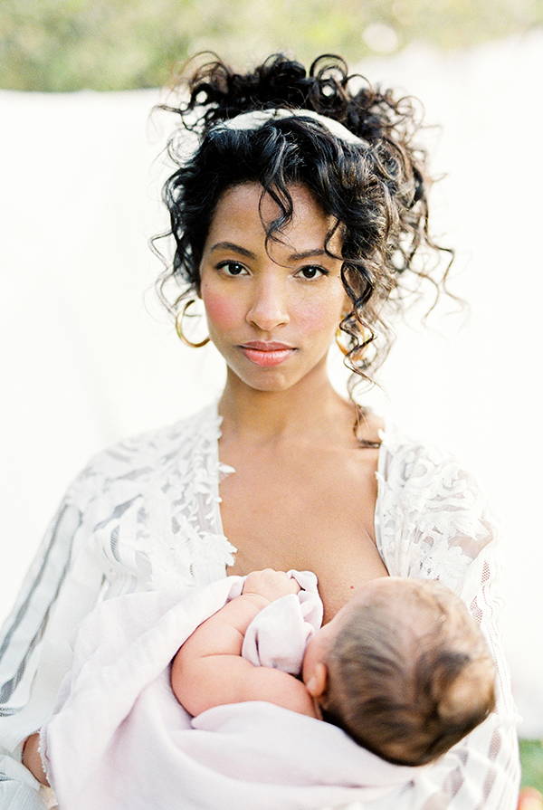 Unlock the Secret to Effortless Breastfeeding: Tips and Tricks Every New Mom Needs to Know!